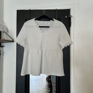 Shein T-Shirt White with Lace